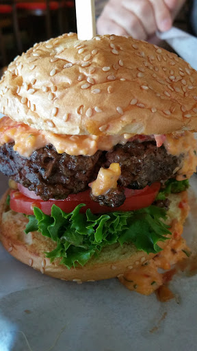 Traditional American Restaurant «Sesame Burgers & Beer», reviews and photos, 4726 Spruill Ave, North Charleston, SC 29405, USA