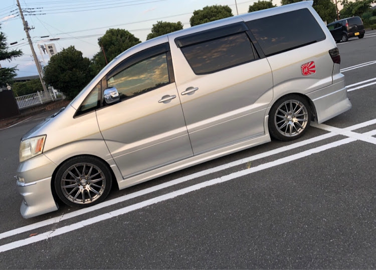 絆の会長さんが投稿したカーチーム絆・絆ファミリー・エンドレス絆・10系アルファード・車好きに関するカスタム事例の投稿画像3枚目