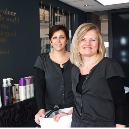 Thea's Hair & Beauty Salon Oldemarkt