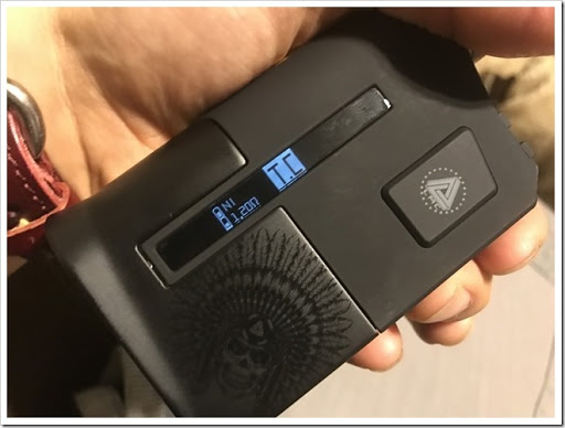 IMG 3087 thumb thumb - 【デカかっこいい】「Limitless ARMS RACE LMC 200W」レビュー！とにかくでかくてカッコイイ！200Wの爆煙仕様のイケメンMOD！とりあえずうん、デカイアトマイザー付けてがんがん煙吐けば良いんじゃないかな【爆煙したい系MOD】