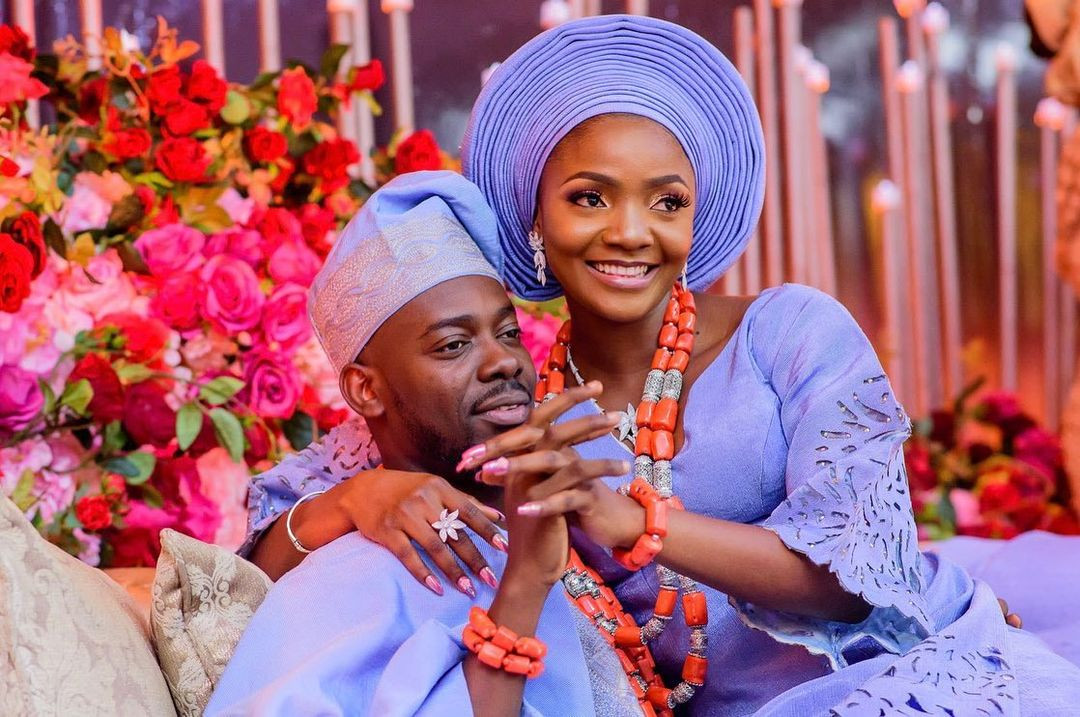 In this life marry well - Adekunle Gold gushes about his wife, Simi after she got him a vintage gameboy as father's day gift