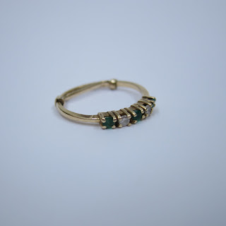 14K Gold, Diamond, and Emerald Ring