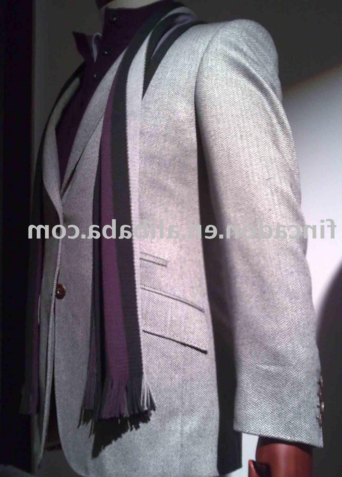 There are 761747 SUITS from