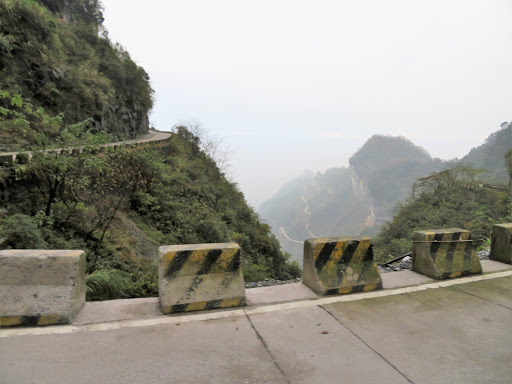 99 Bend Road From Tianmen Mountain China 2016