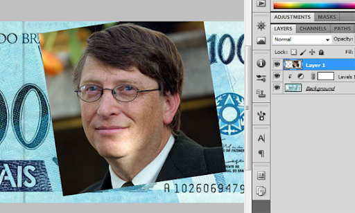 Foto de Bill Gates posicionada sobre a nota de Cem Reais