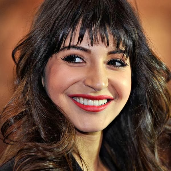 Anushka Sharma: For all those who think Anushka Sharma is anorexic, here's some news! Apparently, the actress is self confessed foodie and a big fan of goan prawn curry. 