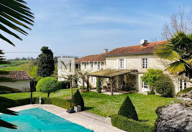 Maison avec piscine 3