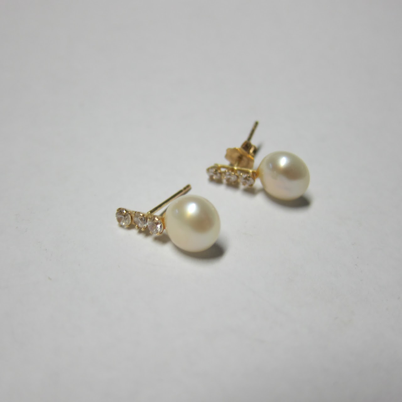 14 Kt. Gold & Cultured Pearl Necklace & Earring Set