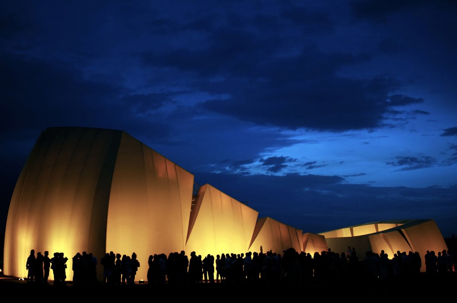 Trancoso - Bahia, Brasile: [MOZARTEUM BRASILEIRO THEATER BY VALENTINY HVP ARCHITECTS]