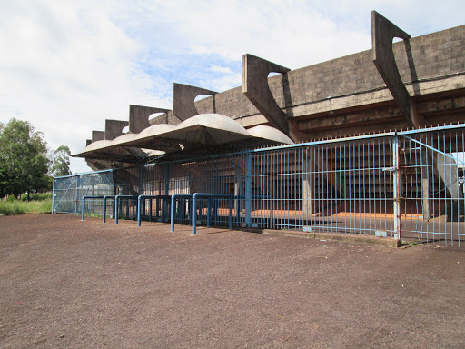 Estádio Municipal Arnaldo Busato, Avenida Tito Muffato, 300 - Santo Onofre, PR, 85806-080, Brasil, Estdio_de_Futebol, estado Paraná