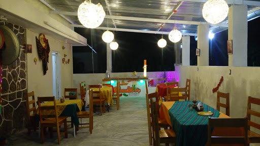 Panchito`s, x esq., Av 11 & Calle 34, Bacalar, Q.R., México, Restaurante de comida para llevar | QROO