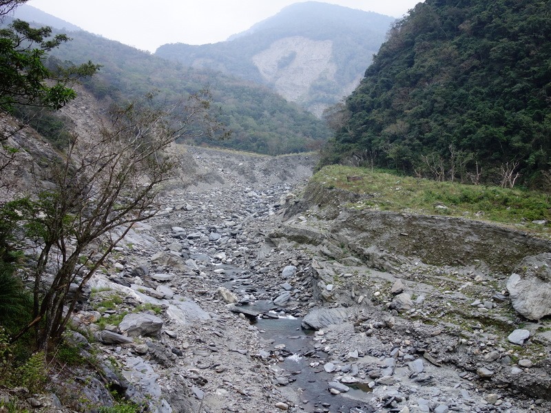 2014_0101-0105 萬山神石、萬山岩雕順訪萬頭蘭山_0162