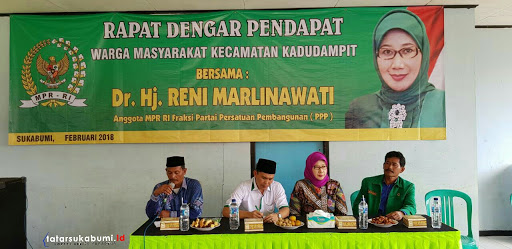 
Reni Marlinawati Agendakan Program Infrastruktur Pendidikan Bagi Warga Sukabumi Ditahun 2018
