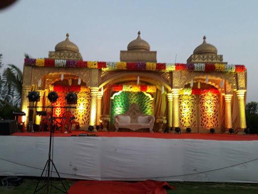 Genie Events & Ads, Flat No. 14, Lokanwala Paradise, Modi Khana, Solapur, Maharashtra 413001, India, Event_Planning_Service, state MH