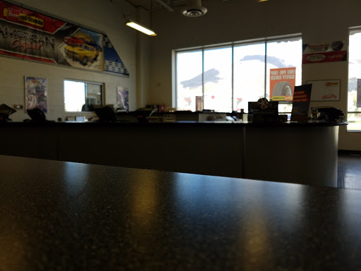 Tire Shop «Les Schwab Tire Center», reviews and photos, 5985 Fashion Point Dr, South Ogden, UT 84403, USA