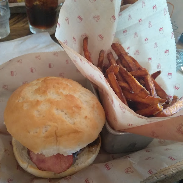 lamb burger with turkey bacon and sweet potato fries