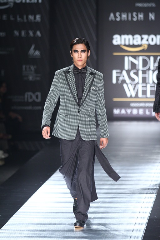 [AIFWSS17-Ashishnsoni-rajeshpratapsingh-Mystylespots-7%255B4%255D.jpg]