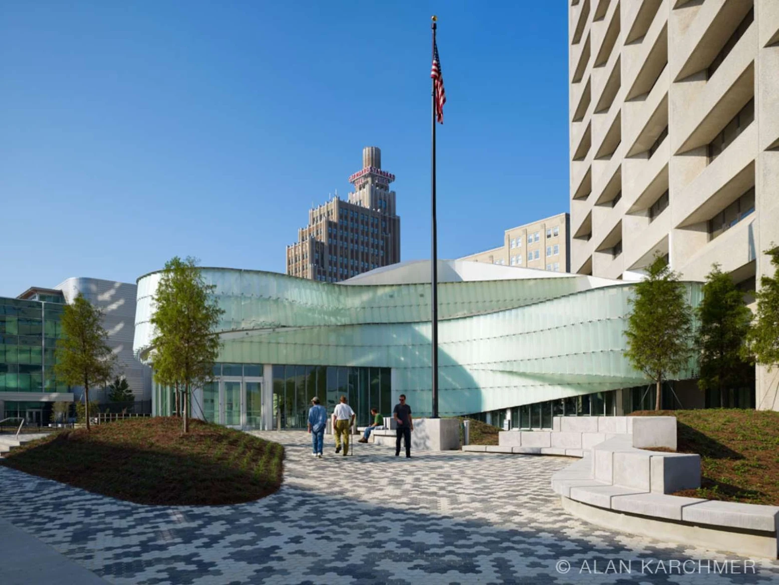 McCoy Federal Building by Schwartz Silver Architects