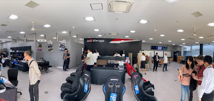 GRカローラの2000GT・LFA・スポーツアクセルペダル・カスタマイズフェア・GRガレージ 東京深川に関するカスタム事例の投稿画像3枚目