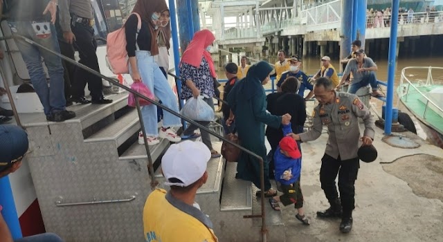 Satgas TPPO Polres Tanjung Balai Laksanakan Pengamanan dan Pengawalan Terhadap Pemulangan 16 PMI Deportasi Malaysia