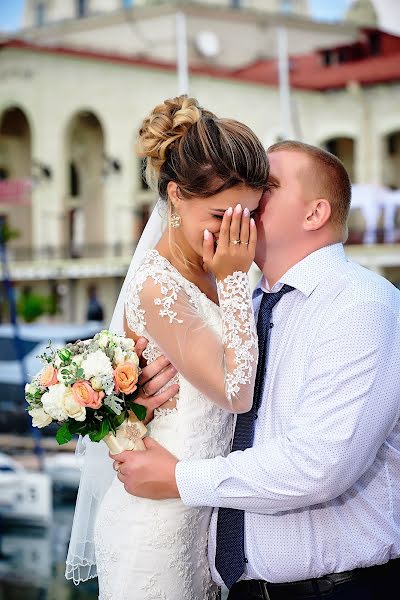 Fotógrafo de casamento Denis Cherepko (dcherepko). Foto de 1 de outubro 2018