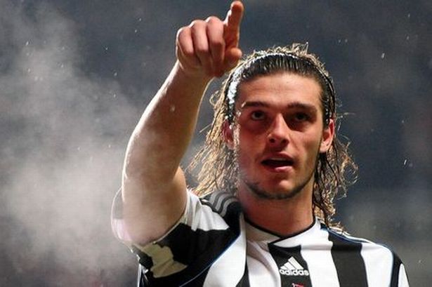 파일:external/i3.liverpoolecho.co.uk/liverpool-fc-s-soon-to-be-record-signing-andy-carroll-105352011.jpg