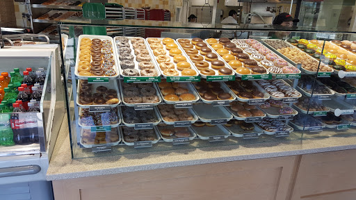 Bakery «Krispy Kreme Doughnuts», reviews and photos, 2146 Leghorn St, Mountain View, CA 94043, USA