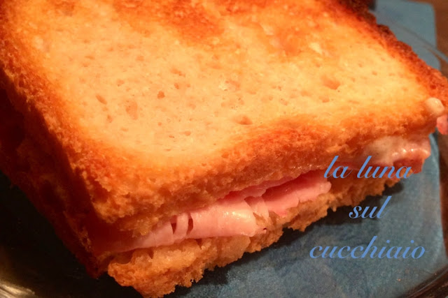 pane in cassetta con pasta madre ideale per toast