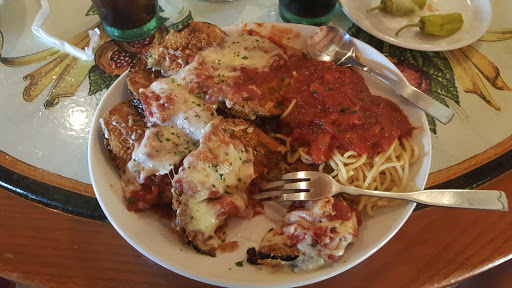 Italian Restaurant «Olive Garden», reviews and photos, 9730 Von Allmen Ct, Louisville, KY 40241, USA