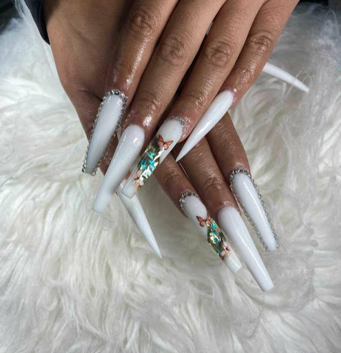 Van's Nails