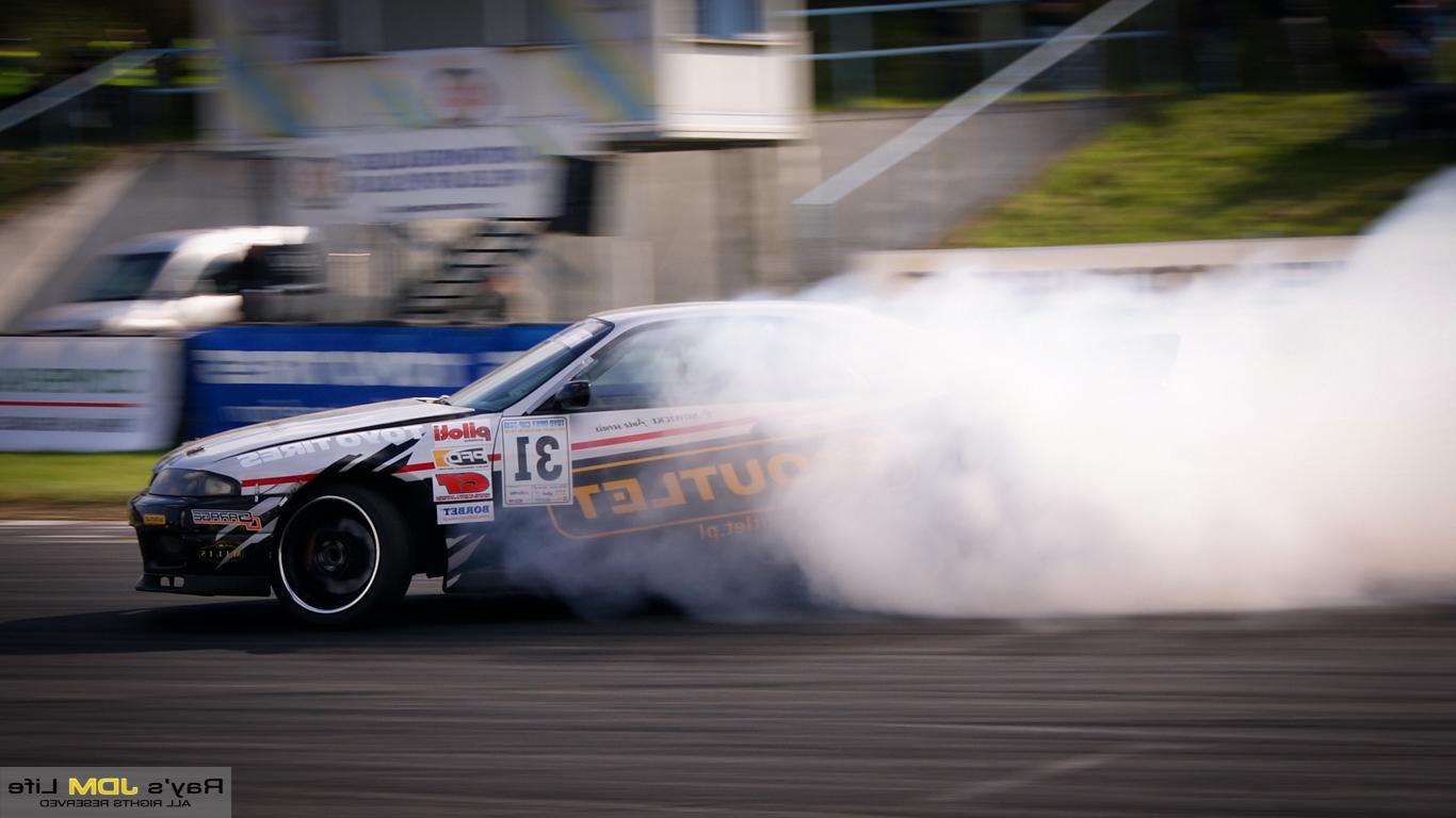 Nissan Skyline r33 drift