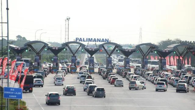 Ratusan Ribu Kendaraan Bergerak Tinggalkan Jabodetabek