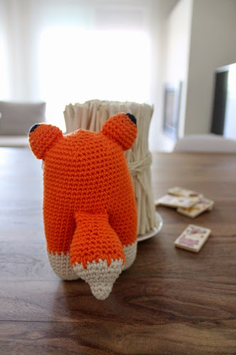 Not 2 late to craft: Guineu bípeda de ganxet per l'Arnau / Amigurumi crochet two-legged fox