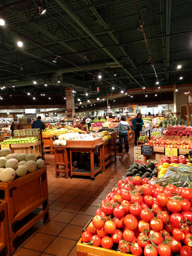 Grocery Store «The Fresh Market», reviews and photos, 3232 Lake Ave #150, Wilmette, IL 60091, USA