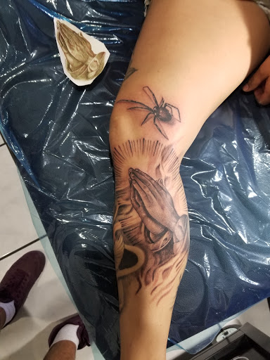 Tattoo Shop «Pushing Ink Tattoo Studio», reviews and photos, Durfee Ave, El Monte, CA 91732, USA