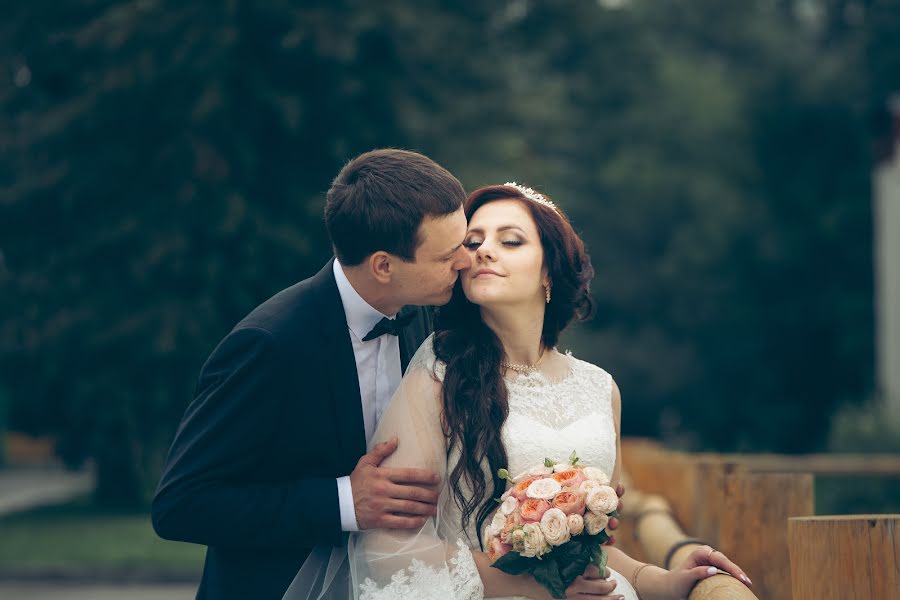 Fotografo di matrimoni Aleksandra Krutova (akrutova). Foto del 3 settembre 2016