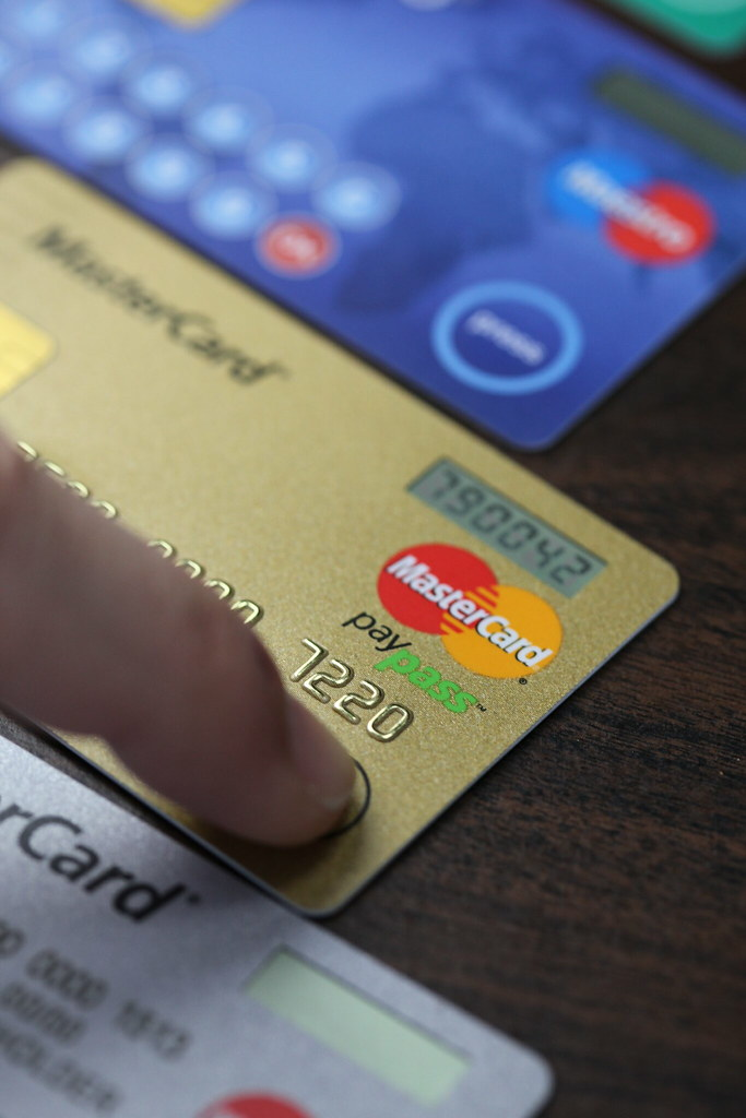 Real credit card numbers to buy stuff with billing address