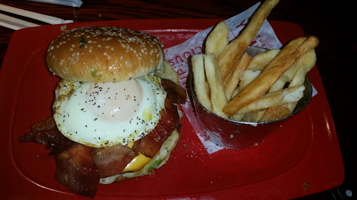 Red Robin Gourmet Burgers