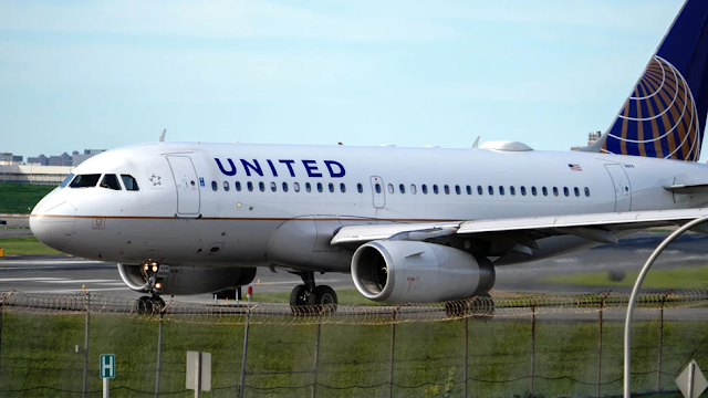 United Airlines Says It Wants 50% Of Pilots Trained In Next Decade To Be Women Or People Of Color