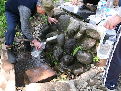 治三郎の清水 柏崎市女谷 新潟県の名水 加持顕の日々是新潟