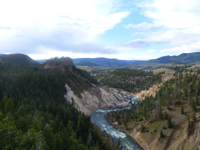 Mammoth Hot Springs. Valle de Lamar. Calcite Springs. Tower Falls. 12 Julio - LAS ROCOSAS DE CANADA. YELLOWSTONE Y GRAND TETON. (46)