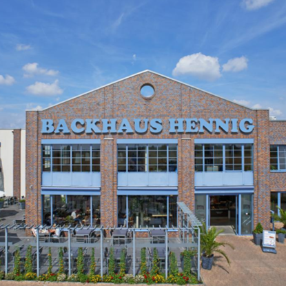 Backhaus Hennig - Bäckereifachgeschäft und Café am Markt logo