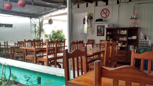 Pescaderia San Carlos, 50 Avenida Sur Bis, Adolfo López Mateos, San Miguel de Cozumel, Q.R., México, Restaurante | QROO