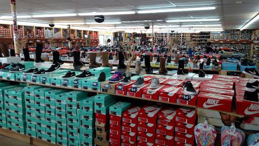 Shoe Store «Shoe City», reviews and photos, 17401 Bellflower Blvd, Bellflower, CA 90706, USA