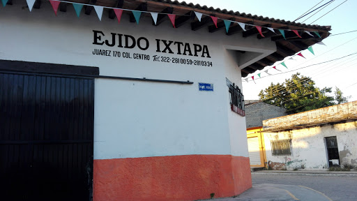 Salón Ejidal Ixtapa, Juárez 178, Centro Ixtapa, 48280 Ixtapa, Jal., México, Campamento de refugiados | JAL