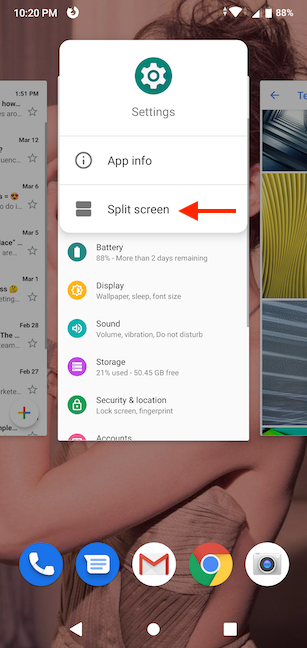 Tik op het pictogram van een app en druk op Scherm splitsen