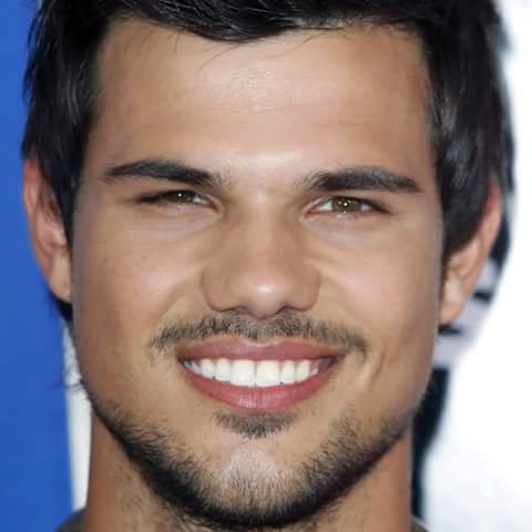 Taylor Lautner Dp Profile Pictures