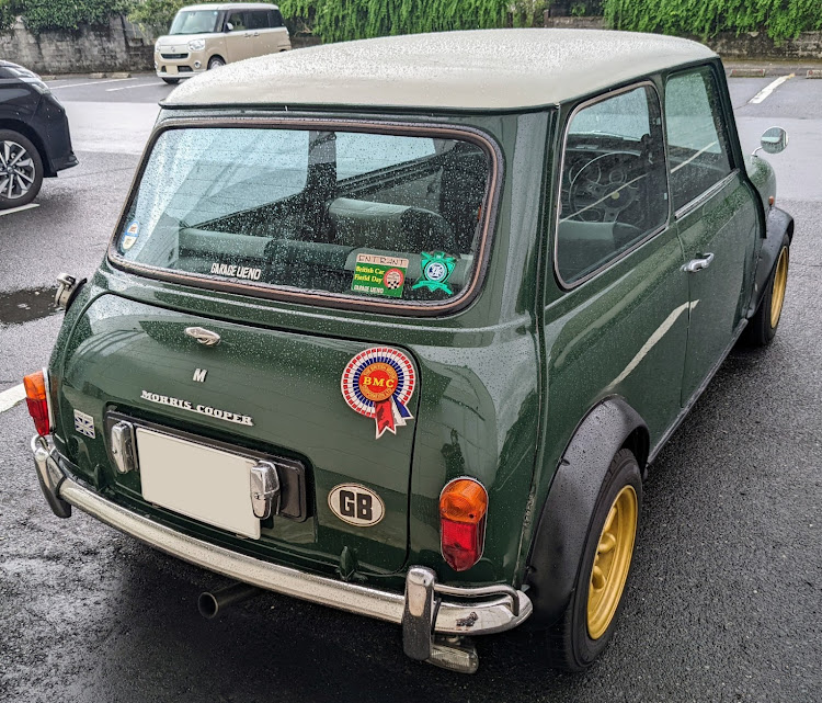 ミニクーパー1.3の水も滴る良い愛車・カオチューン‥😎👍に関するカスタム事例の投稿画像3枚目
