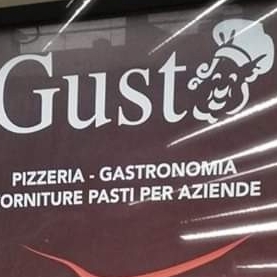 Gusto👨🏻‍🍳 logo