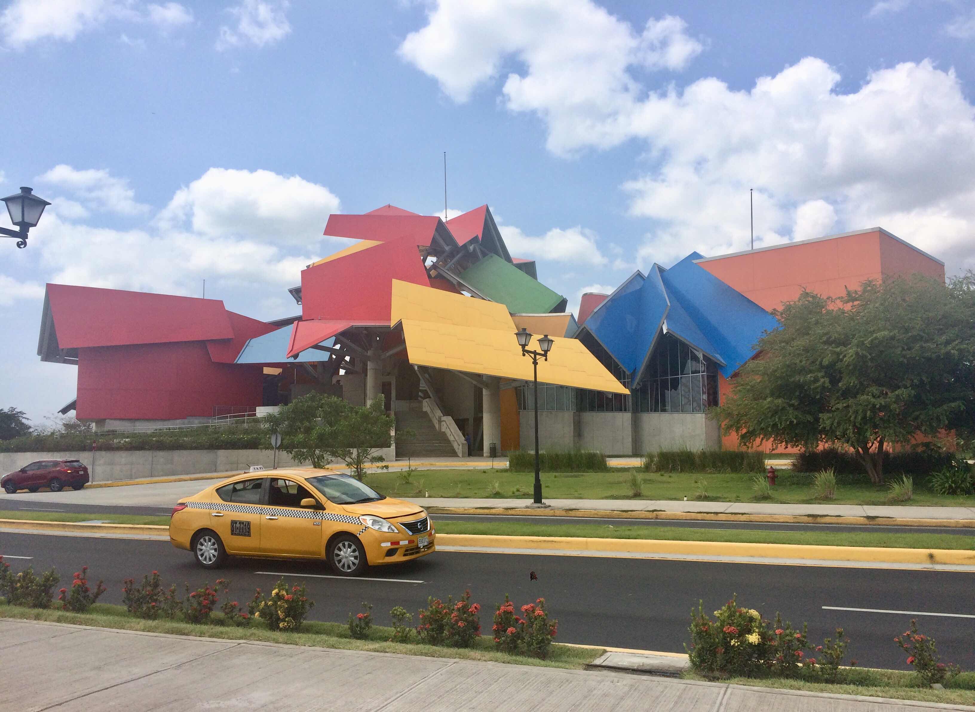 Außenansicht des Biomuseo Panama